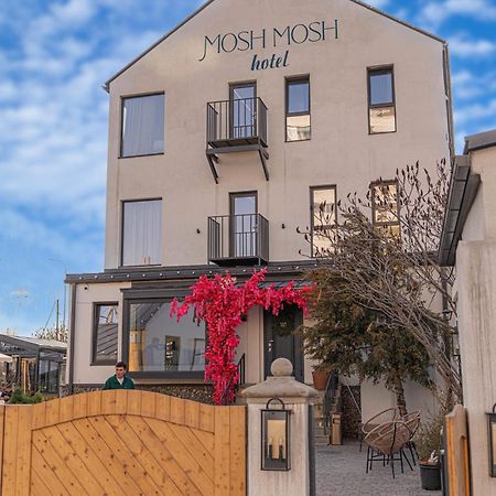 Mosh Mosh Boutique Hotel Алмати Екстер'єр фото